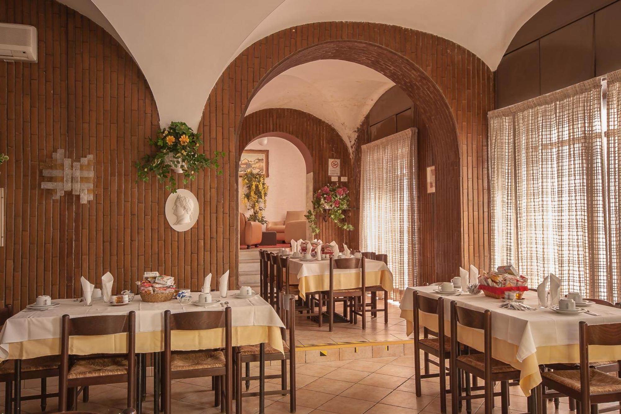 Hotel Tirreno — Photos 1